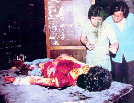 解放軍血腥屠殺清場 影像 6