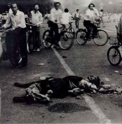 解放軍血腥屠殺清場 影像 42